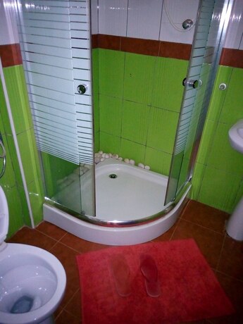 Imagen de la habitación del Hotel J Residence Motel Entebbe. Foto 13