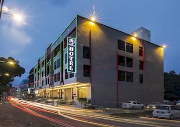 Imagen de los interiores del Hotel J Suites. Foto 16