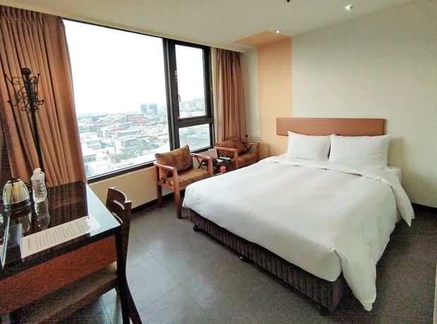 Imagen de la habitación del Hotel J Taoyuan. Foto 10