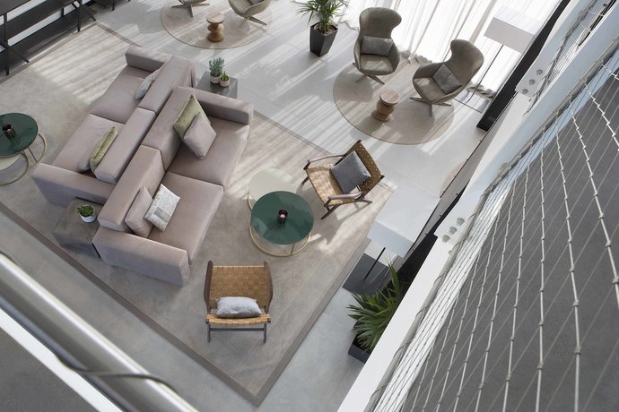 Imagen de los interiores del Hotel J, Tur&iacute;n. Foto 17