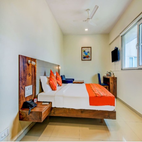 Imagen general del Hotel J and Banquets. Foto 7