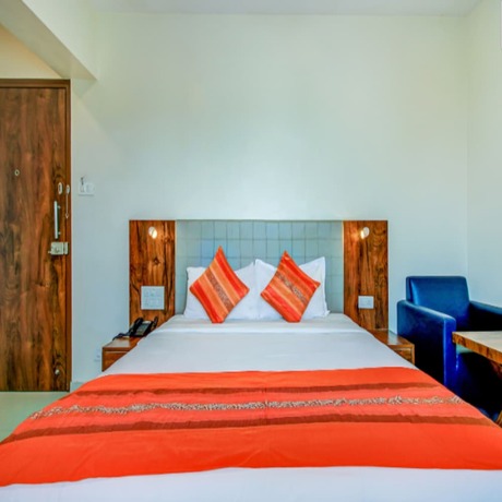 Imagen general del Hotel J and Banquets. Foto 10