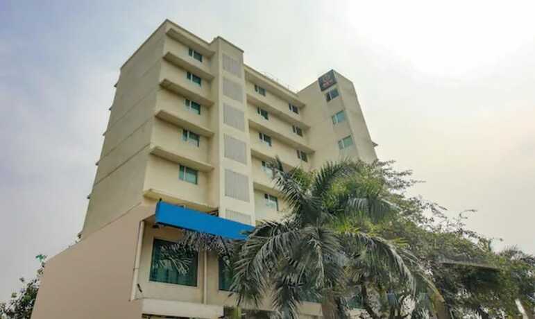 Imagen general del Hotel J and Banquets. Foto 11