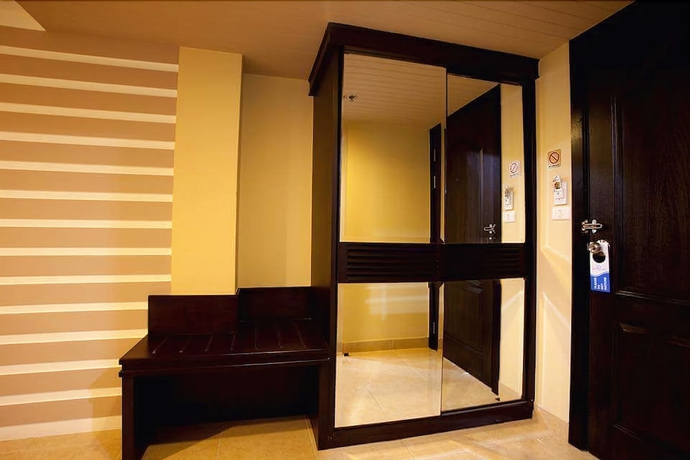 Imagen de la habitación del Hotel J and Y Lodge. Foto 15