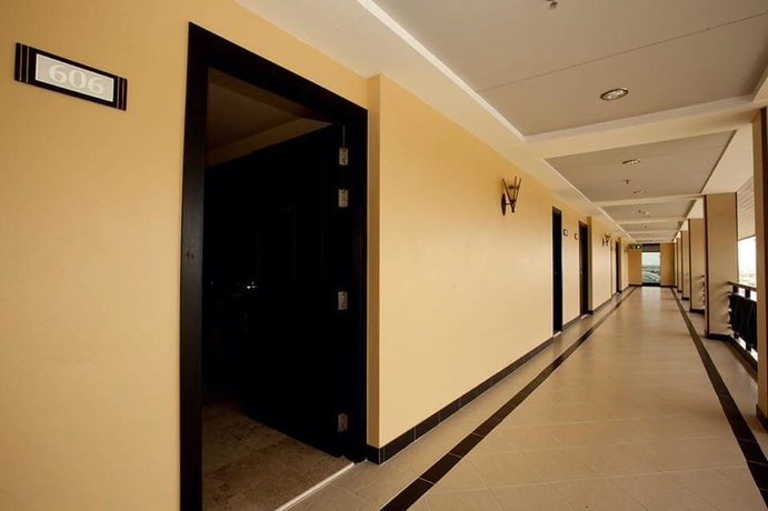 Imagen de los exteriores del Hotel J and Y Lodge. Foto 17