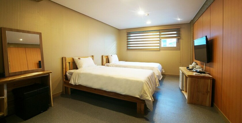 Imagen de la habitación del Hotel J2 Family Jeju. Foto 20