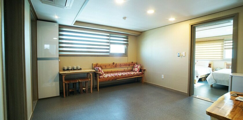 Imagen de la habitación del Hotel J2 Family Jeju. Foto 24