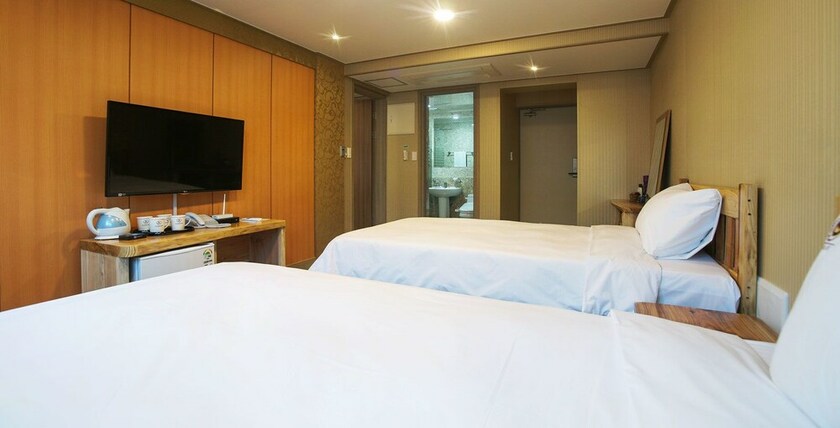 Imagen de la habitación del Hotel J2 Family Jeju. Foto 27