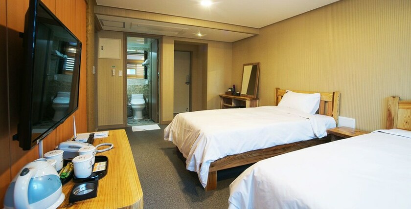 Imagen de la habitación del Hotel J2 Family Jeju. Foto 38