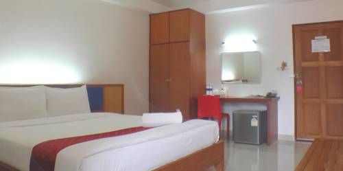 Imagen de la habitación del Hotel J2, Mae Sot. Foto 4