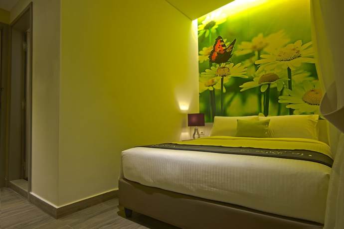 Imagen de la habitación del Hotel J8 (sg Clean). Foto 8