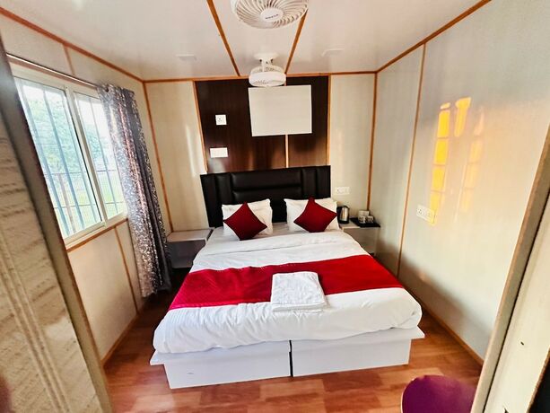 Imagen general del Hotel JAI SANTOSHI DHAAM. Foto 5