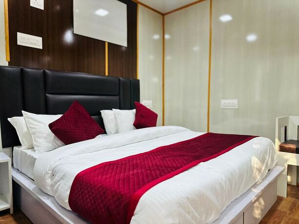 Imagen general del Hotel JAI SANTOSHI DHAAM. Foto 10