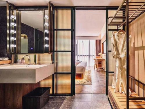 Imagen de la habitación del Hotel JAMES JOYCE COFFETEI- Guangzhou Beijing Road Metro Station Pedestrian Street Branch. Foto 20