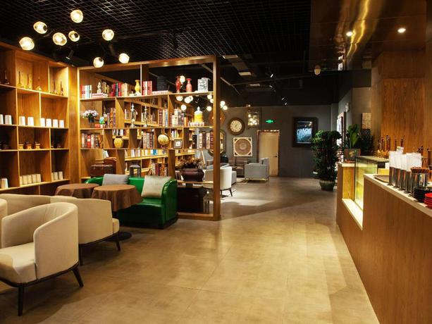 Imagen general del Hotel JAMES JOYCE COFFETELA HENGYANG JIEFANG ROAD XIANFE. Foto 2