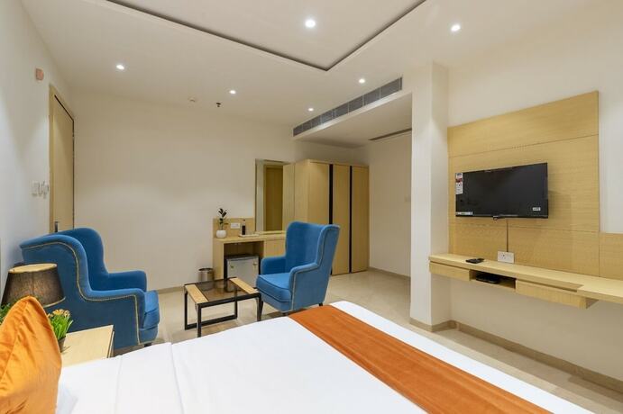 Imagen de la habitación del Hotel JANKI PALACE. Foto 5