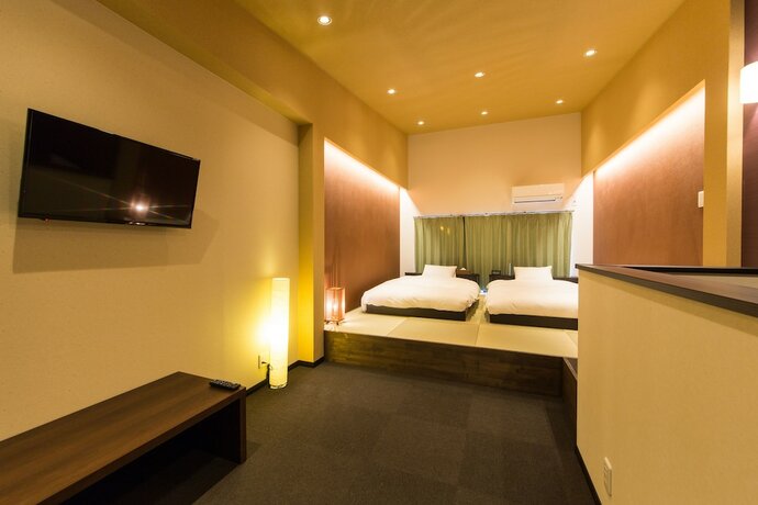 Imagen de la habitación del Hotel JAPANING KUJO. Foto 4
