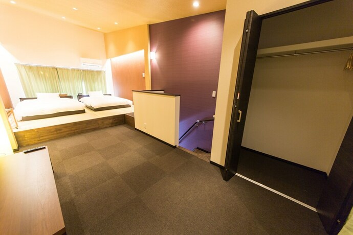 Imagen de la habitación del Hotel JAPANING KUJO. Foto 5
