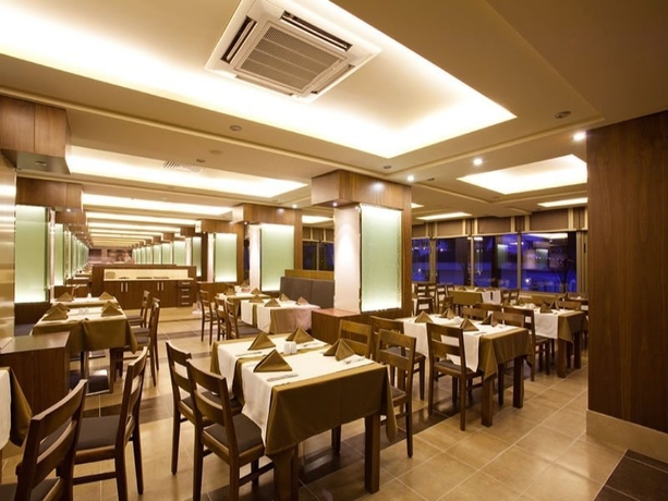 Imagen general del Hotel JASMINE BEACH HOTEL ALANYA. Foto 6