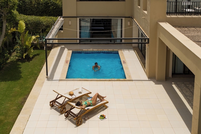 Imagen de la habitación del Hotel JAZ ALMAZA BEACH RESORT. Foto 13