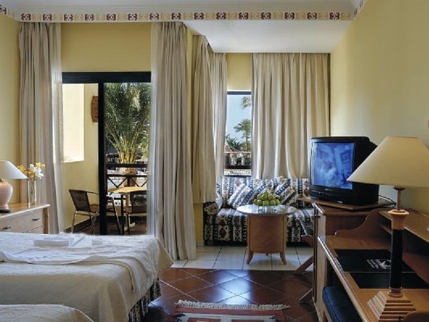 Imagen general del Hotel JAZ Elite Casa Del Mar Beach. Foto 7