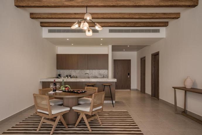 Imagen de la habitación del Hotel JAZ Elite Riviera. Foto 3