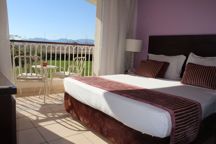 Imagen de la habitación del Hotel JAZ Neo Sharks Bay. Foto 4