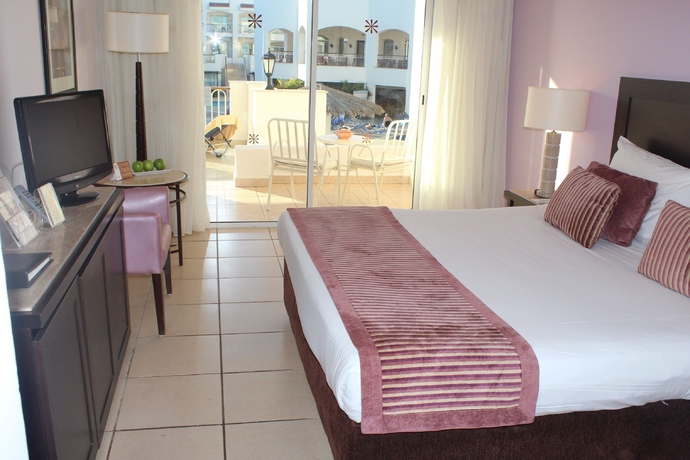 Imagen de la habitación del Hotel JAZ Neo Sharks Bay. Foto 11