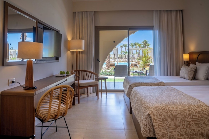 Imagen de la habitación del Hotel JAZ Viva Casa Maza, Almaza Bay. Foto 2
