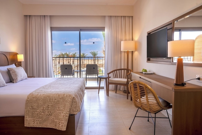 Imagen de la habitación del Hotel JAZ Viva Casa Maza, Almaza Bay. Foto 8