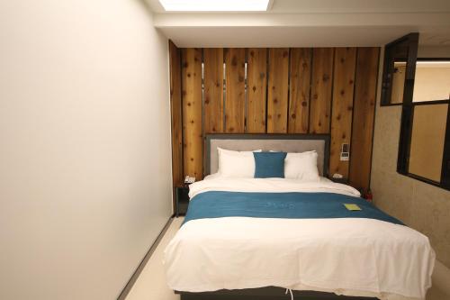 Imagen de la habitación del Hotel JB Tourist. Foto 13