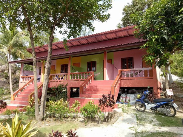 Imagen de la habitación del Hotel J.B.Hut Bungalows. Foto 10