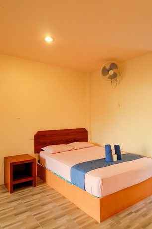 Imagen de la habitación del Hotel J.B.Hut Bungalows. Foto 13