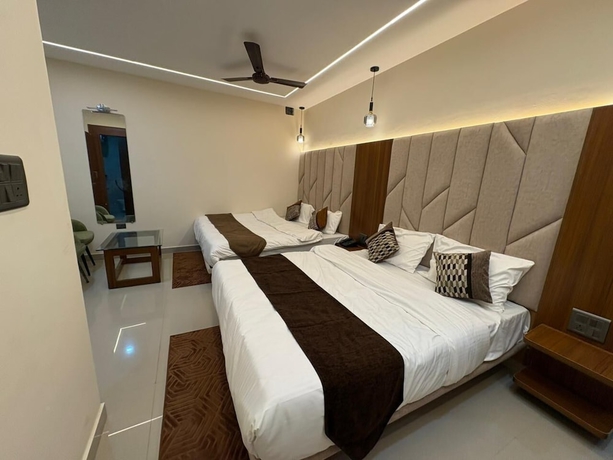 Imagen de la habitación del Hotel JBS Regency and Banquet. Foto 4