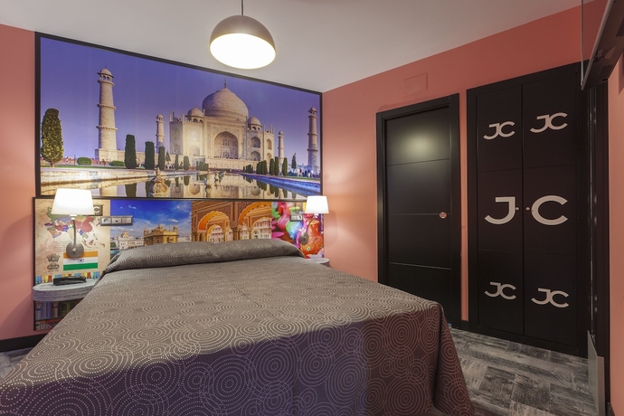 Imagen de la habitación del Hotel JC Rooms Madrid R&iacute;o. Foto 12