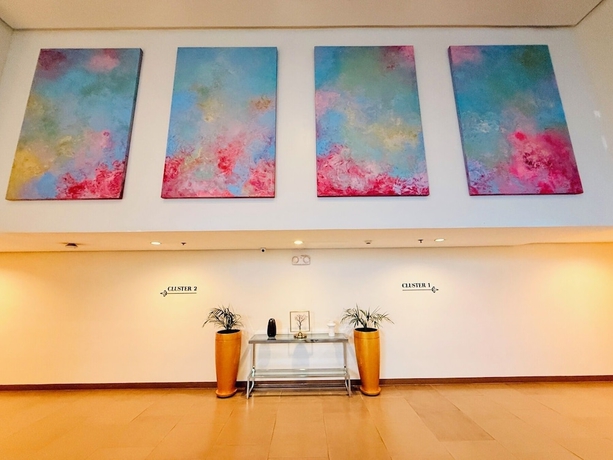 Imagen de los interiores del Hotel JFam Suites. Foto 13