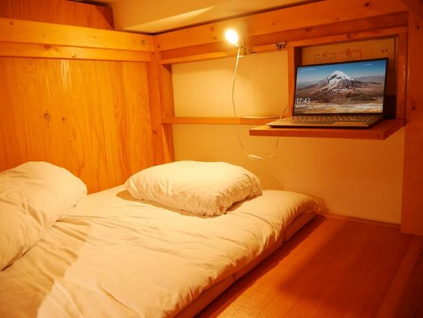Imagen general del Hotel J-Hoppers Osaka Universal - Hostel. Foto 5