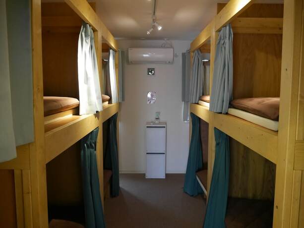Imagen de la habitación del Hotel J-Hoppers Osaka Universal - Hostel. Foto 15