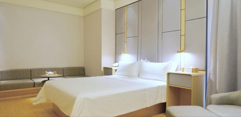 Imagen de la habitación del Hotel JI Hotel Beiing Capital Airport. Foto 9