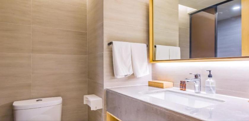 Imagen de la habitación del Hotel JI Hotel Beiing Capital Airport. Foto 11