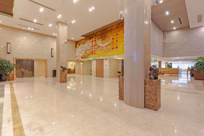 Imagen de los interiores del Hotel JI Hotel (Shanghai Hongqiao Airport Tianshan West Road). Foto 17
