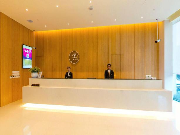 Imagen de los interiores del Hotel JI Hotel Shanghai Hongqiao West Zhongshan Road. Foto 6