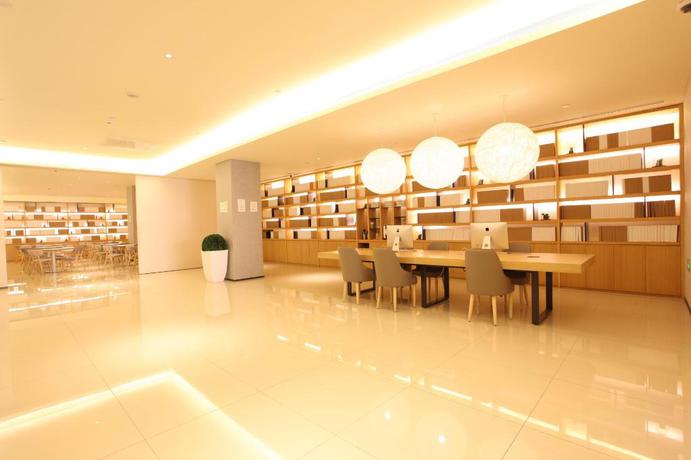 Imagen general del Hotel JI Hotel Shanghai The Bund Tiantong Road. Foto 4