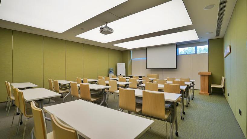 Imagen de los interiores del Hotel JI Hotel Shenzhen Shennan Avenue Huaqiang. Foto 8