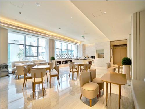 Imagen general del Hotel JI Shanghai Hongqiao National Convention and Exhibition Center Xujing. Foto 10