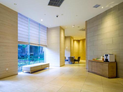 Imagen general del Hotel JI Shanghai Yan\'an Road. Foto 19