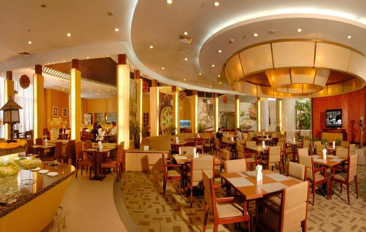 Imagen del bar/restaurante del Hotel JIANGXI GRAND. Foto 3