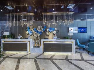 Imagen general del Hotel JINJIANG METROPOLO HOTEL YINING DEVELOPMENT ZONE. Foto 1
