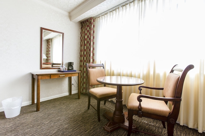 Imagen de la habitación del Hotel JJ Grand - Wilshire. Foto 7