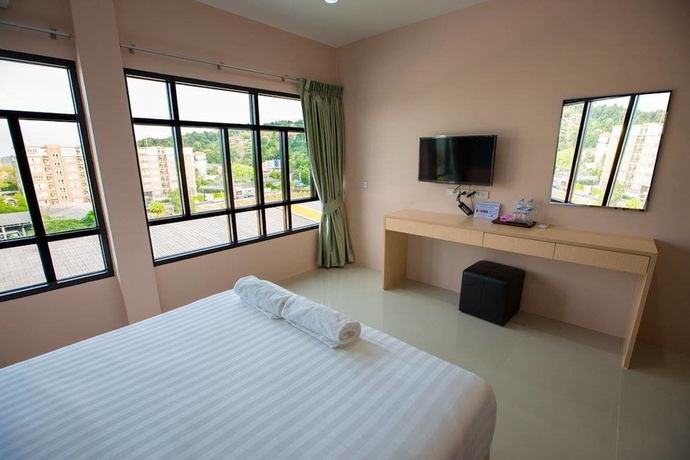 Imagen de la habitación del Hotel JJ Residence Phuket Town. Foto 9